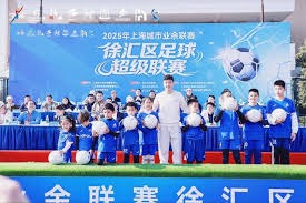 德拉富恩特谈亚尔尔能否在首战对佛得角中出战